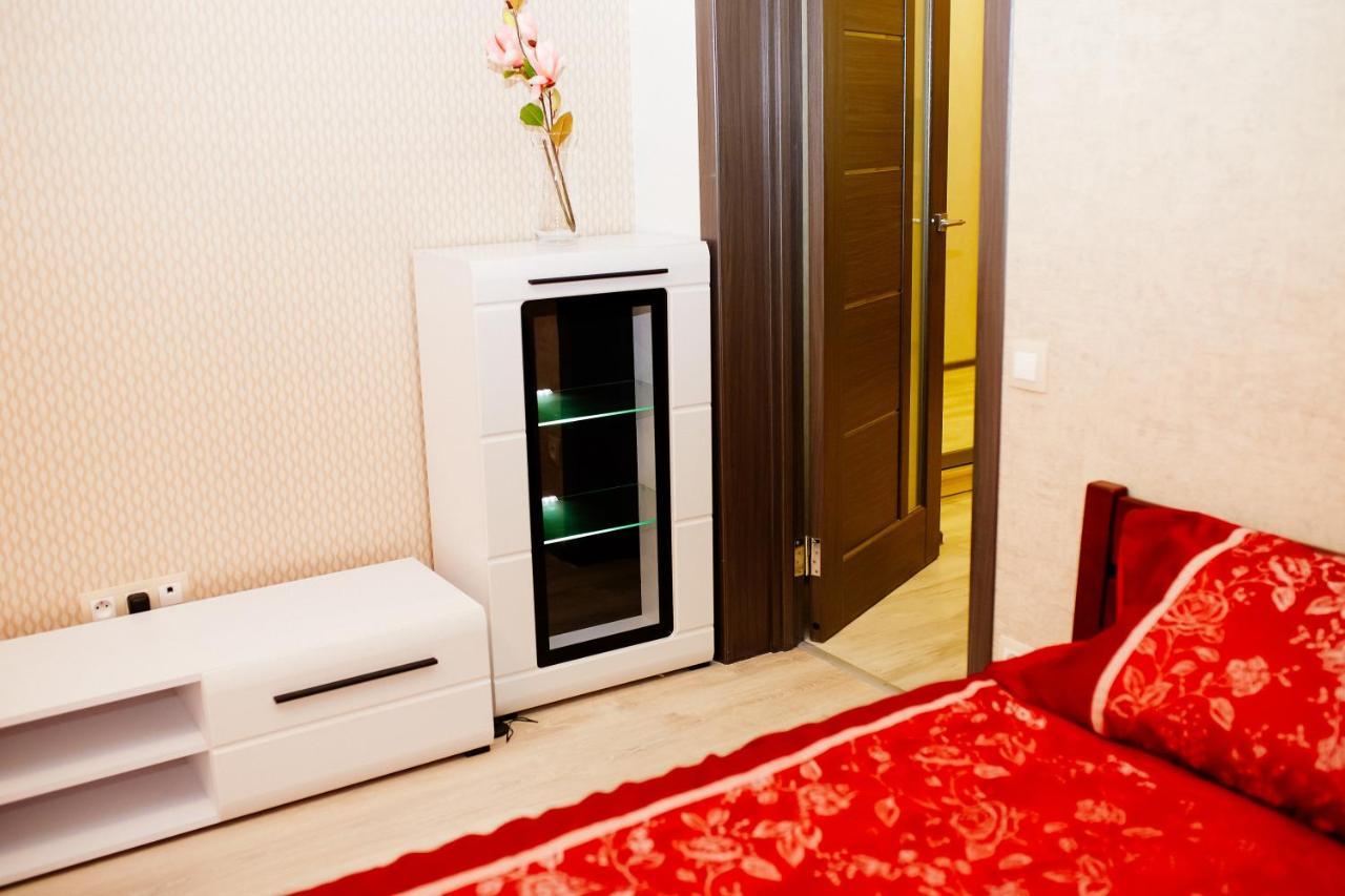 Семицвіт Appartement Lviv Buitenkant foto